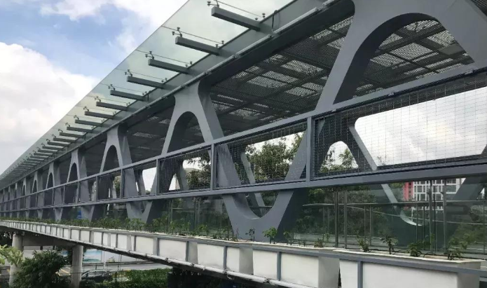 邹城论管桁架结构工程弯管加工防锈处理的方法